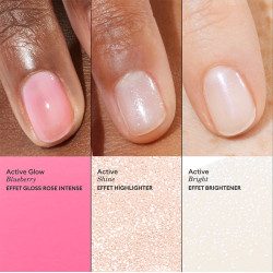 Application vernis active manucurist